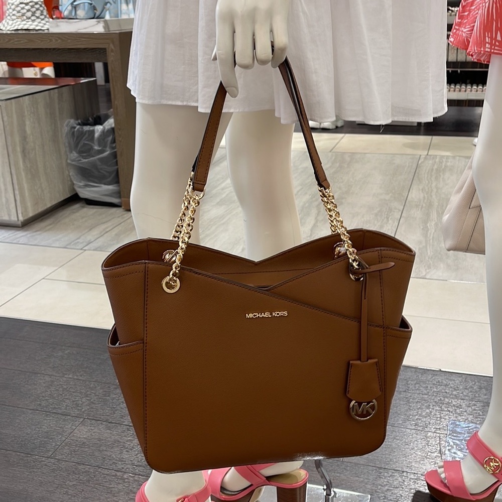 Michael Kors Jet Set Travel Large Chained Tote Shoulder Bag MK Luggage NWT - Picture 3 of 16